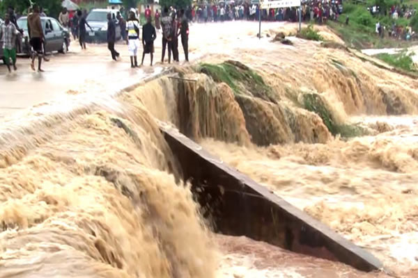 Umaisha-river-bank