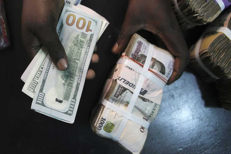 Naira slides further as dollar shortage hits banks